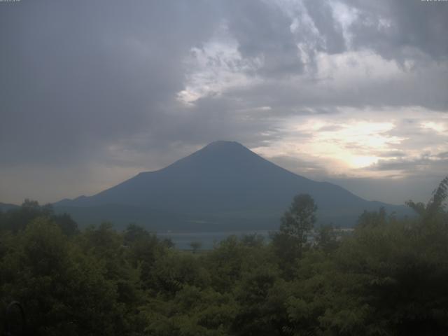 山中湖からの富士山