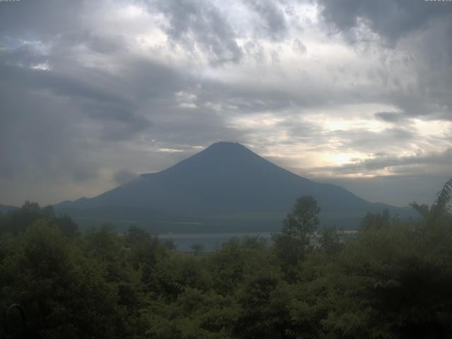 山中湖からの富士山