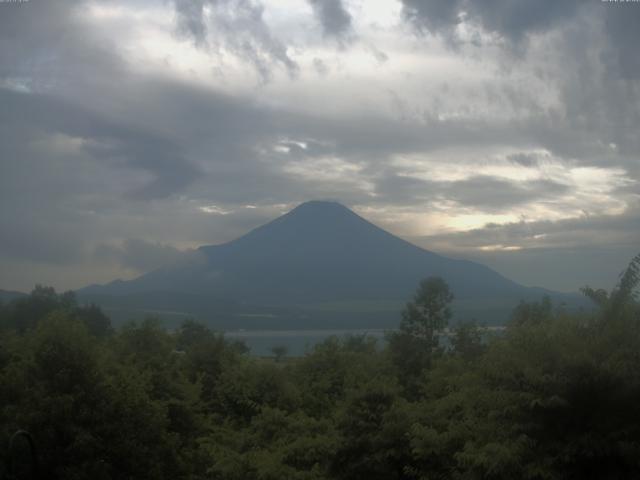 山中湖からの富士山
