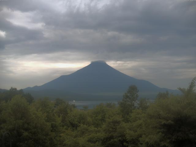 山中湖からの富士山