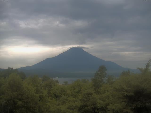 山中湖からの富士山