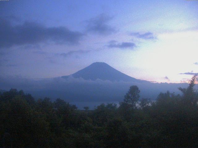山中湖からの富士山