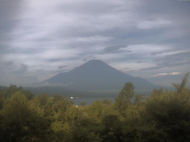 山中湖からの富士山