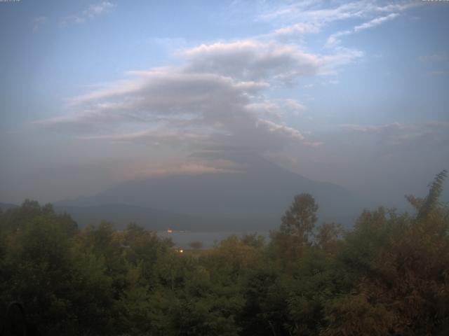 山中湖からの富士山