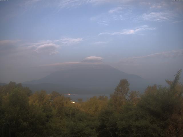 山中湖からの富士山