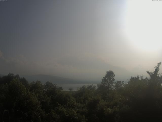 山中湖からの富士山