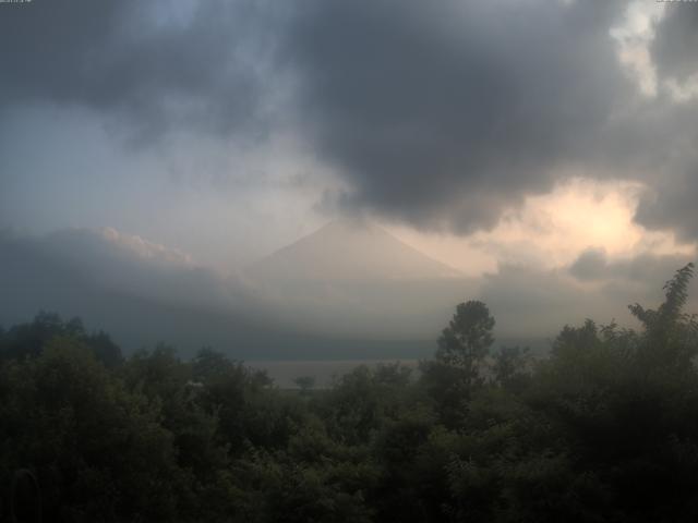 山中湖からの富士山