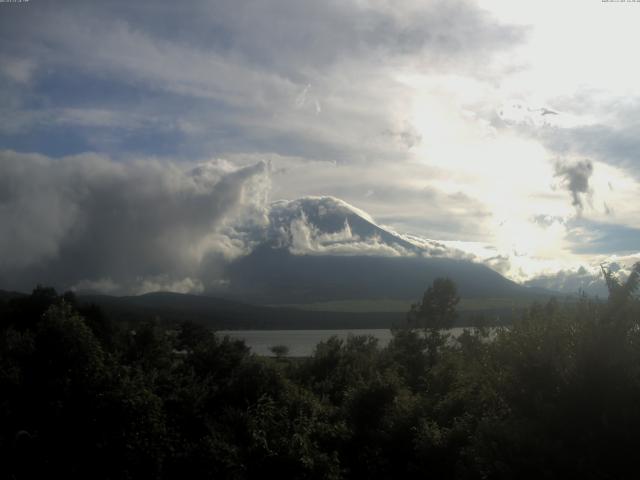 山中湖からの富士山