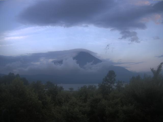 山中湖からの富士山