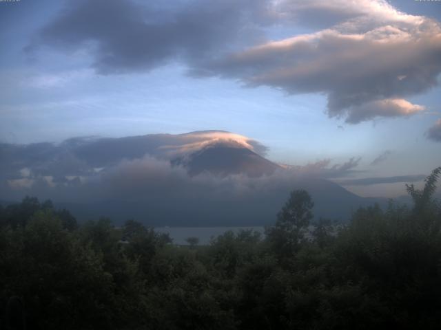 山中湖からの富士山