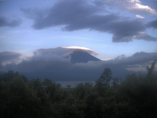 山中湖からの富士山