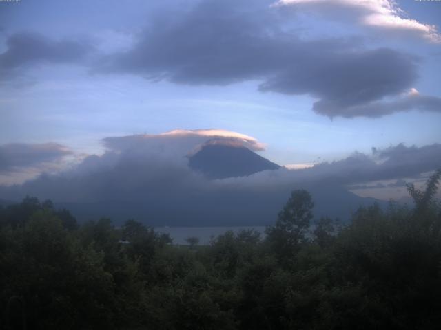山中湖からの富士山