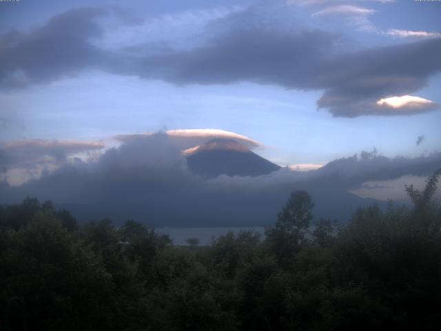 山中湖からの富士山