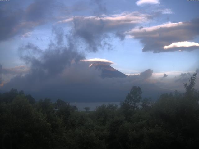 山中湖からの富士山