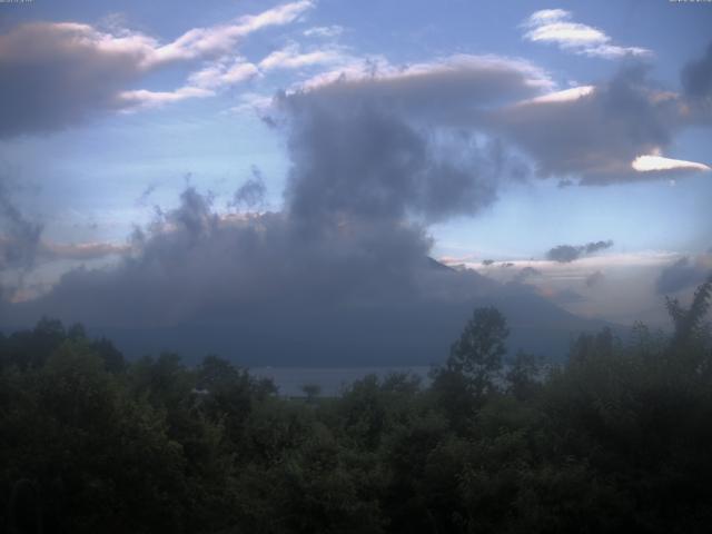 山中湖からの富士山