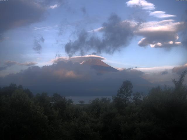 山中湖からの富士山