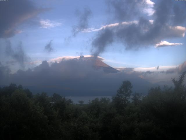 山中湖からの富士山