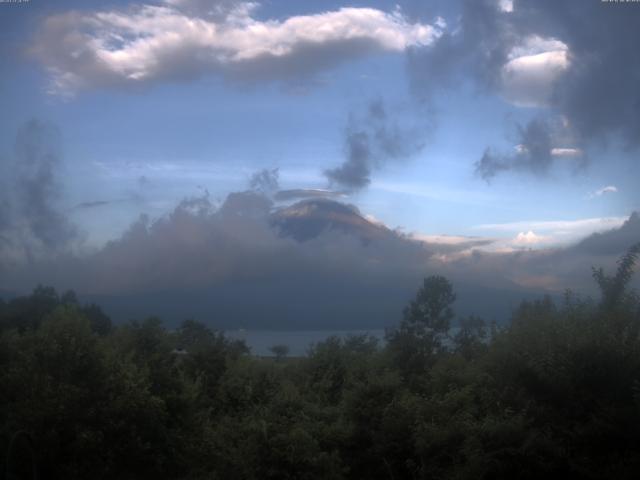 山中湖からの富士山