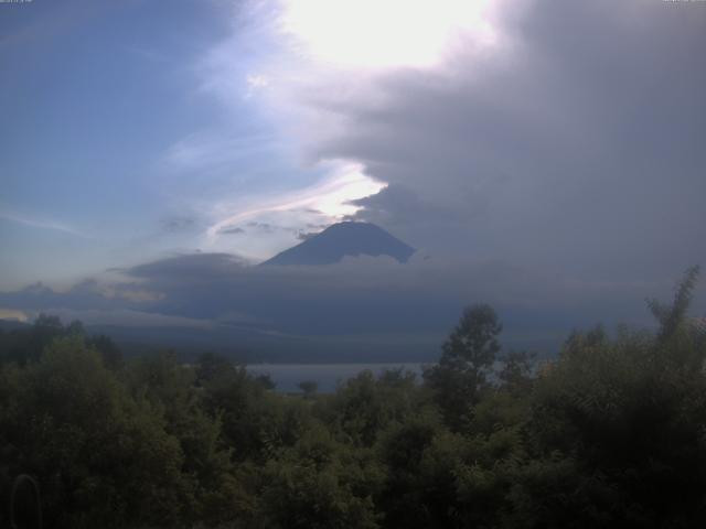 山中湖からの富士山