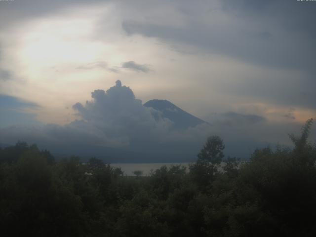 山中湖からの富士山