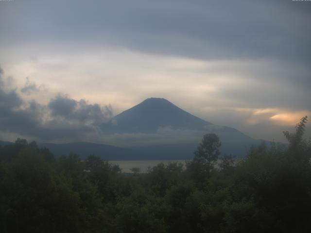 山中湖からの富士山