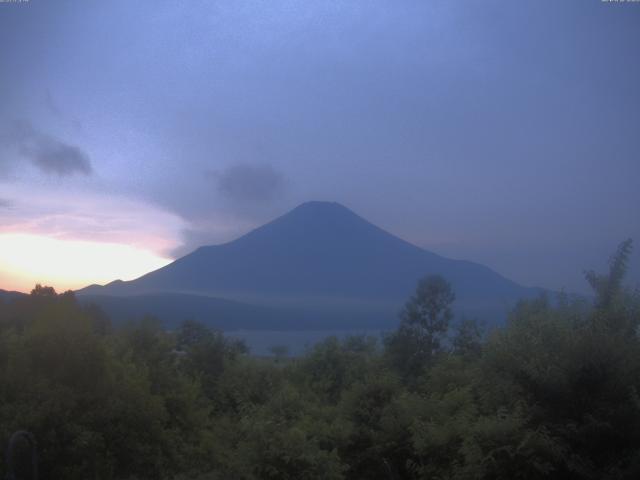 山中湖からの富士山