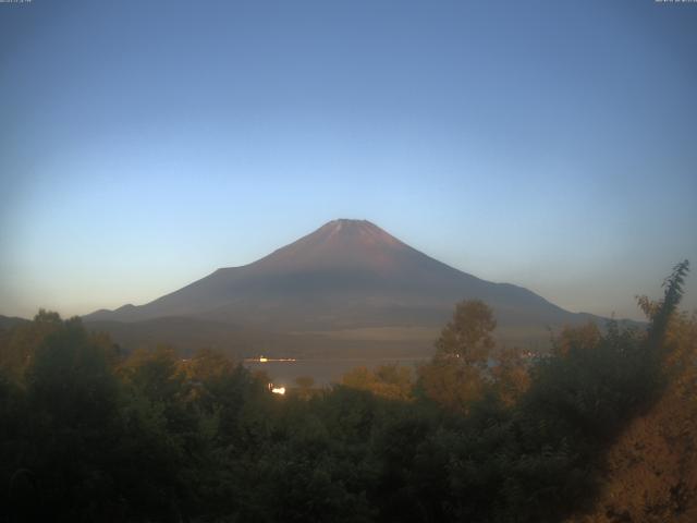 山中湖からの富士山