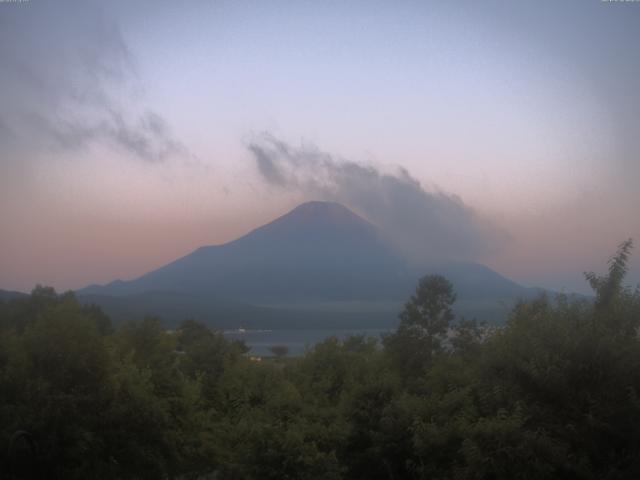 山中湖からの富士山
