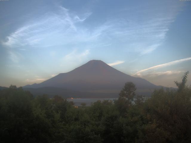 山中湖からの富士山