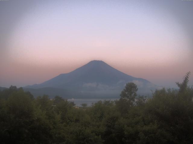 山中湖からの富士山