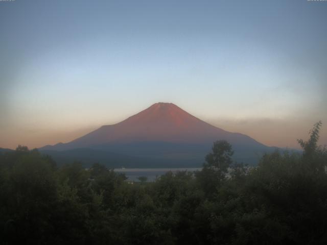 山中湖からの富士山