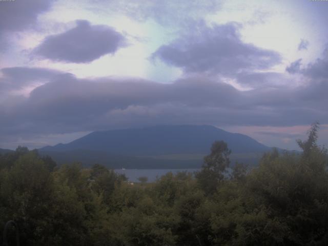 山中湖からの富士山