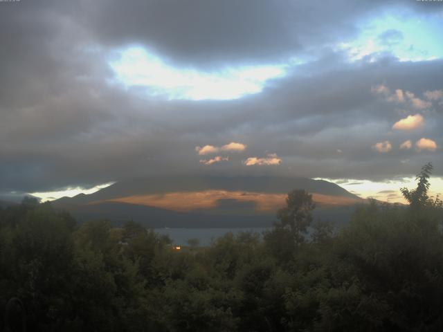 山中湖からの富士山