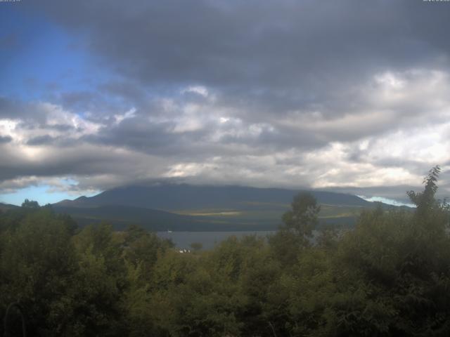 山中湖からの富士山