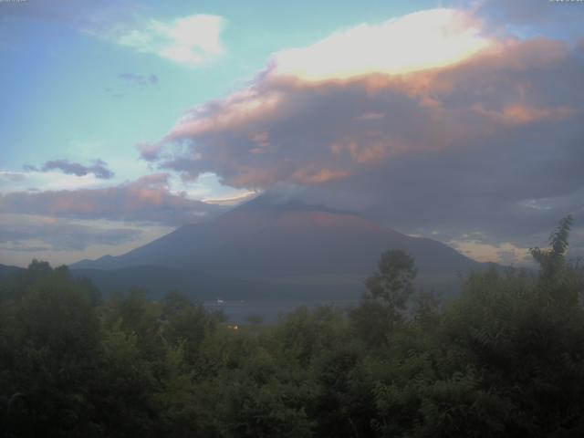 山中湖からの富士山