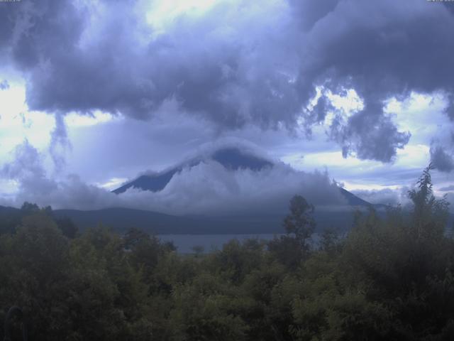 山中湖からの富士山