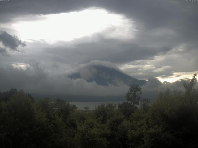 山中湖からの富士山