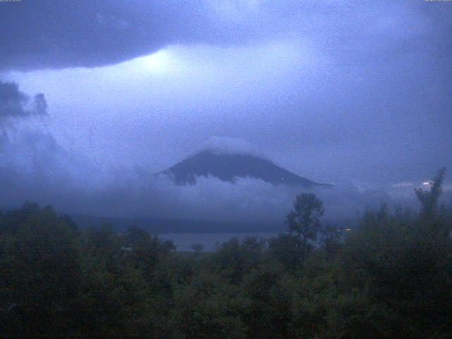 山中湖からの富士山