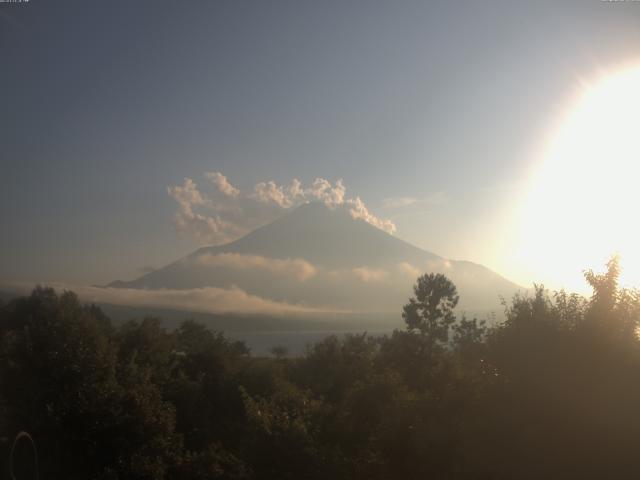 山中湖からの富士山