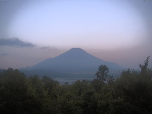 山中湖からの富士山