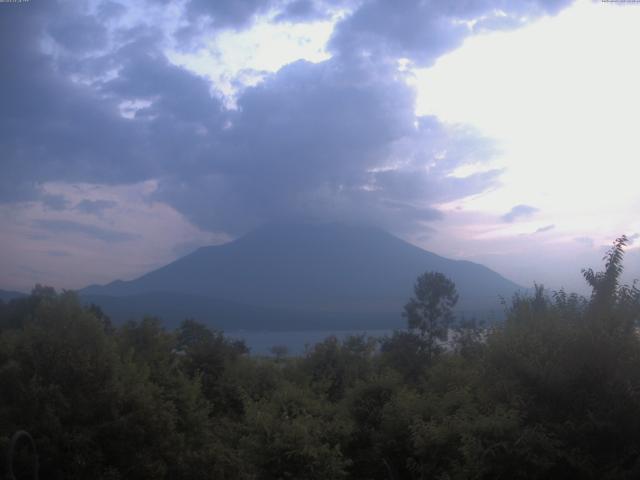 山中湖からの富士山