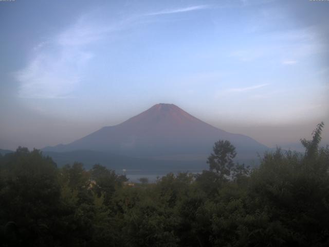 山中湖からの富士山