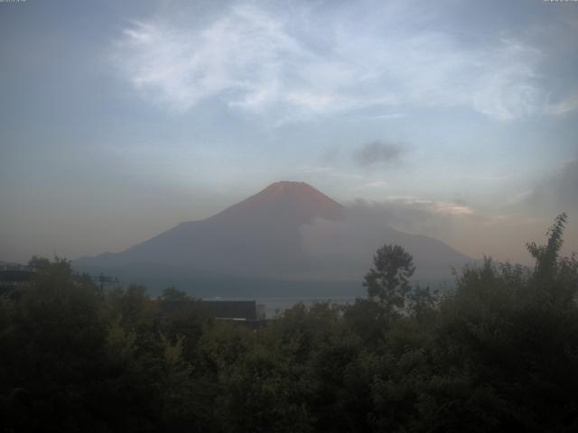 山中湖からの富士山