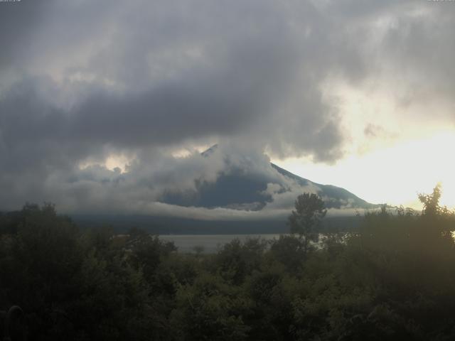 山中湖からの富士山