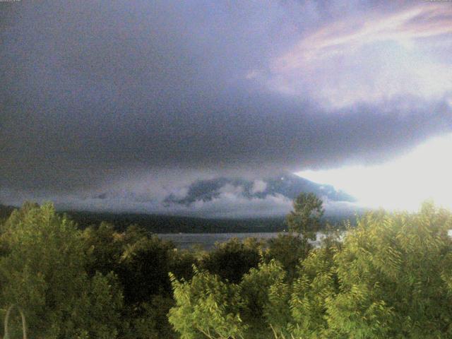 山中湖からの富士山