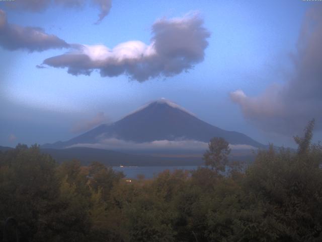 山中湖からの富士山