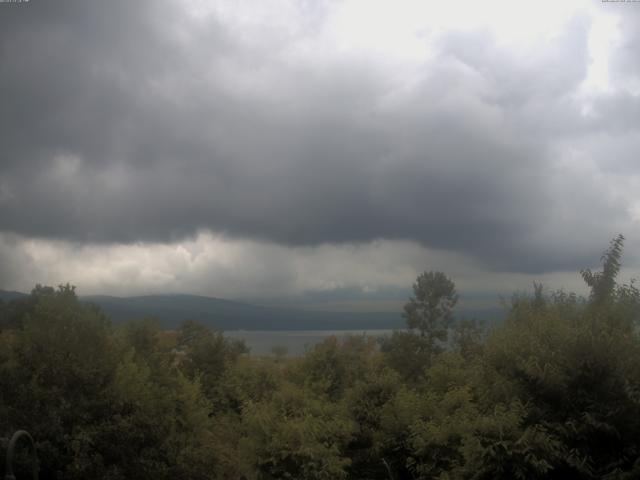 山中湖からの富士山