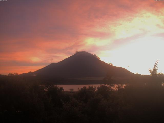 山中湖からの富士山