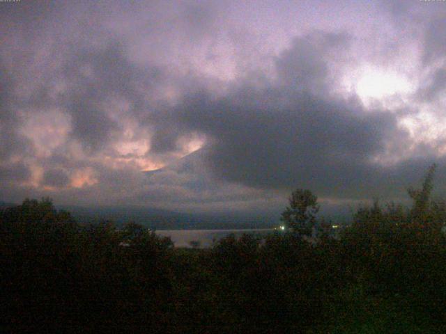 山中湖からの富士山