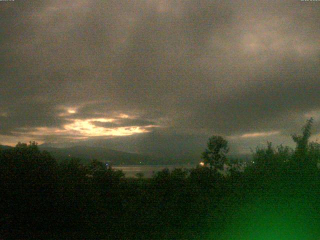 山中湖からの富士山